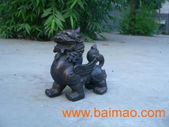 銅雕與鐵雕鑄造的招財貔貅 工藝、廠家與價格解析